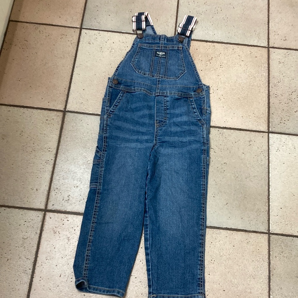 Oshkosh overalls, size 5T